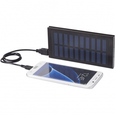 Stellar 8000 mAh päikesepaneeliga akupank – detailvaade 7