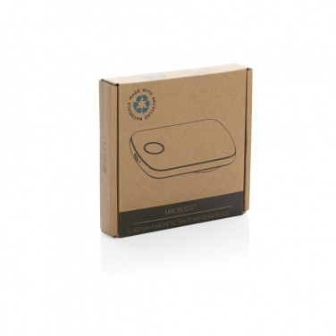 Must MagBoost RCS 5 000 mAh magnetiline akupank — logoga personaliseeritav, pakendivaade, Logo.ee