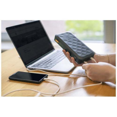 Xtorm FS520 Fuel Series 20 000 mAh 35 W akupank, must, tootepilt, Kesköö must (3)